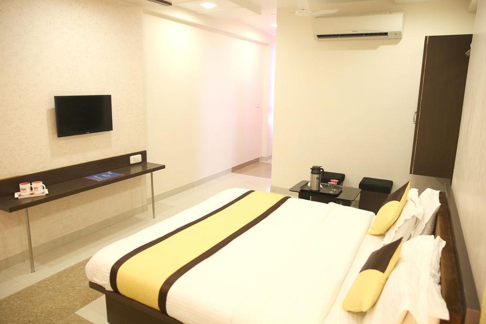 Oyo Rooms Railway Station Abu Road Экстерьер фото